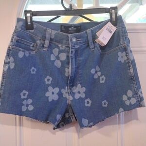 New! Hollister Denim Shorts Size 11 Junior